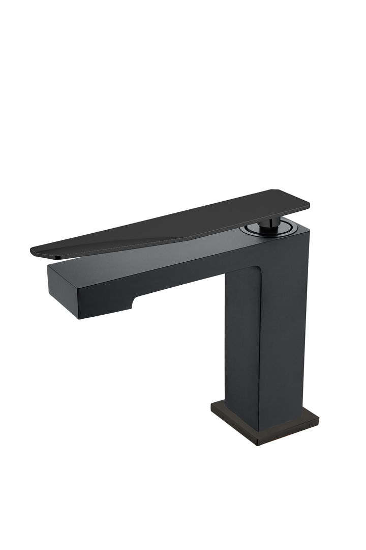 Фото Смеситель для раковины низкий Boheme Q Black