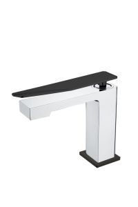 Смеситель для раковины низкий Boheme Q Chrome-Black.2