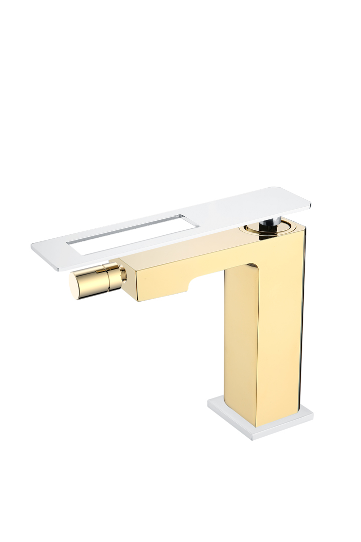 Фото Смеситель для биде Boheme Q GoldChrome