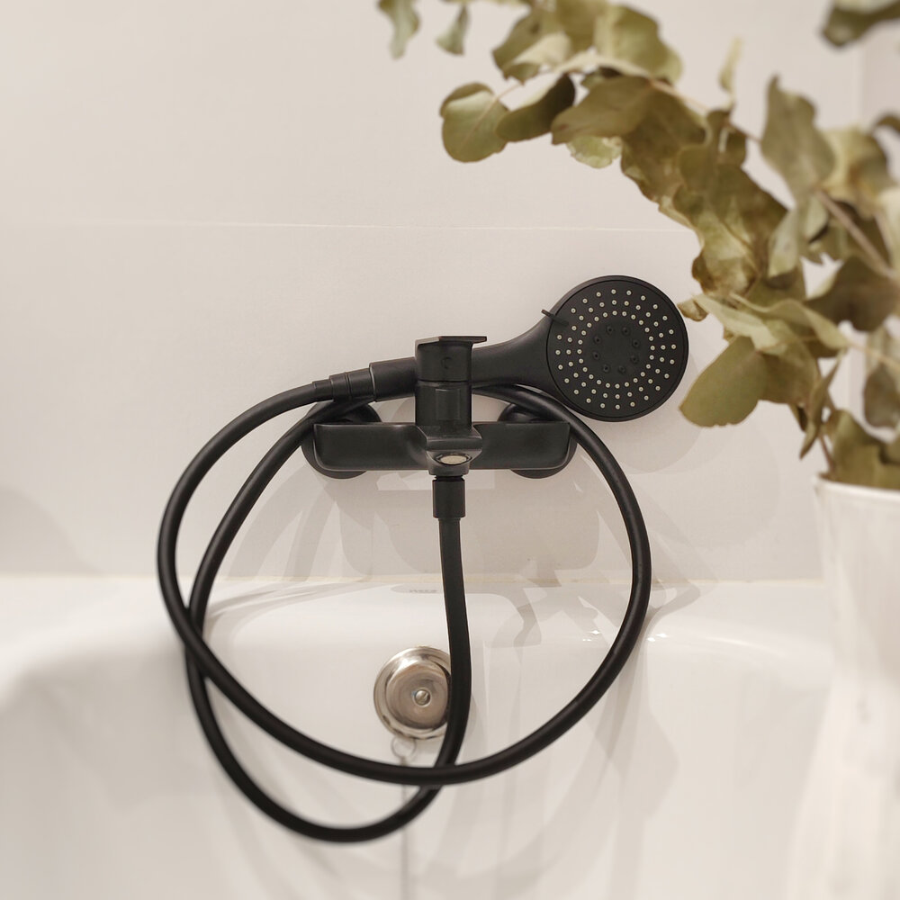 Дополнительное фото №1 Смеситель для ванны Clever Agora Xtreme, чёрный матовый (душ. гарнитур в комплекте)