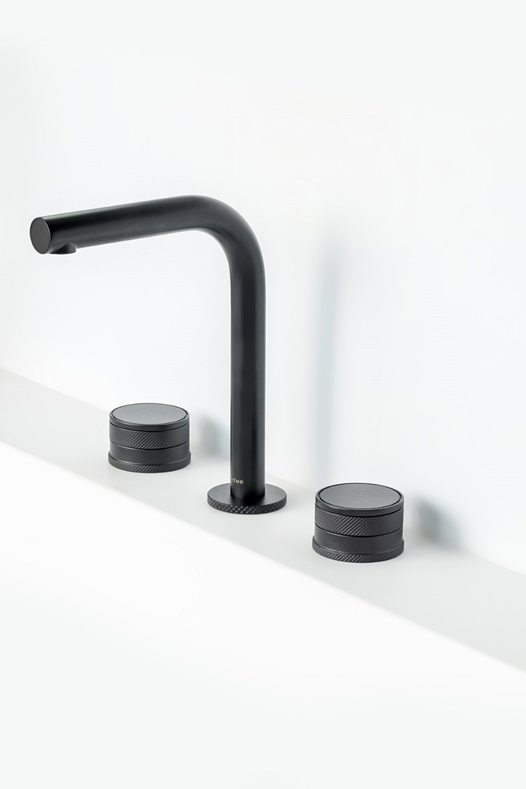 Фото Смеситель на столешницу Boheme Prestige на 3 отв. Black